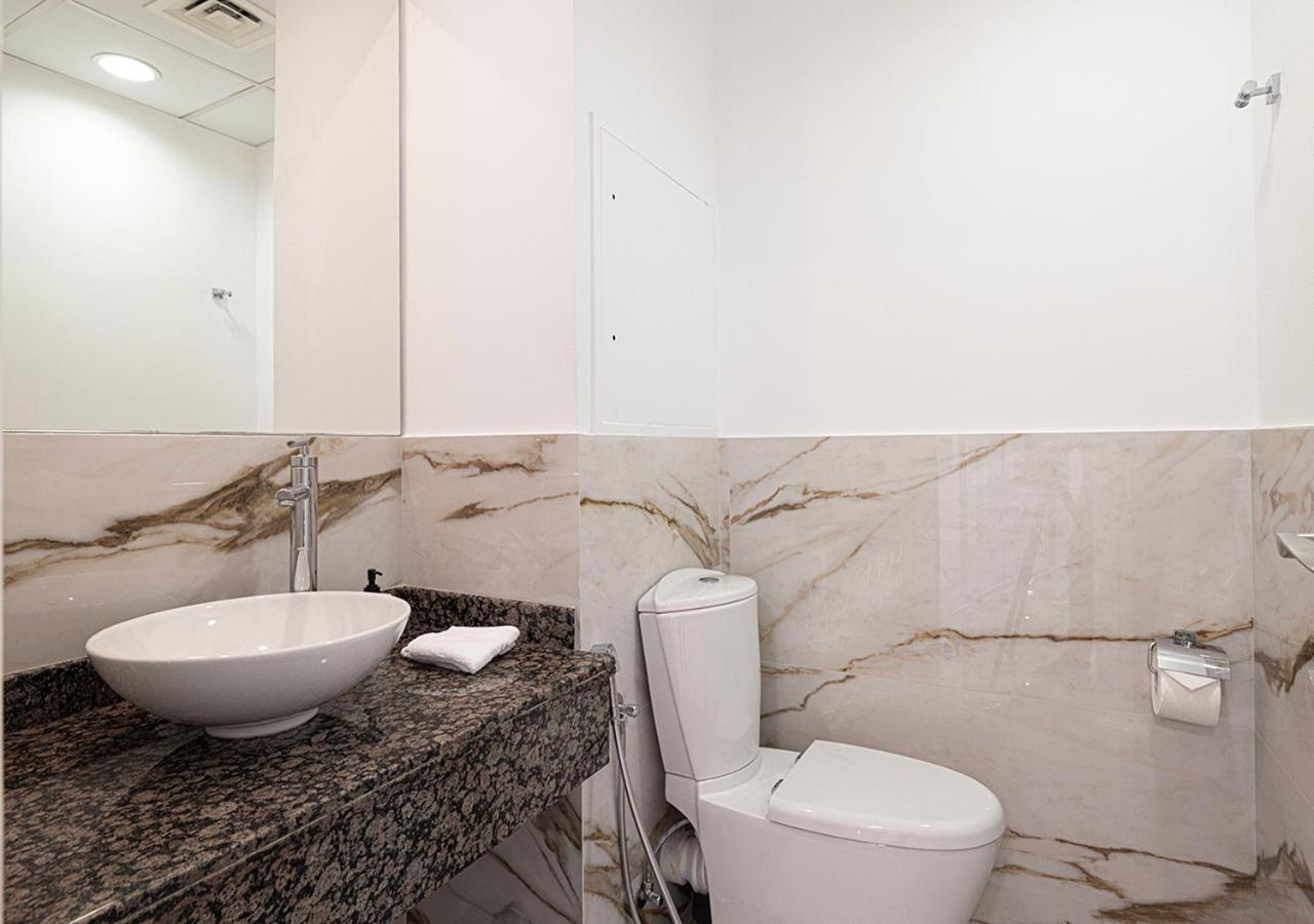 Luxury Beachfront 2bd Apt, Shams, Jbr Dubaï